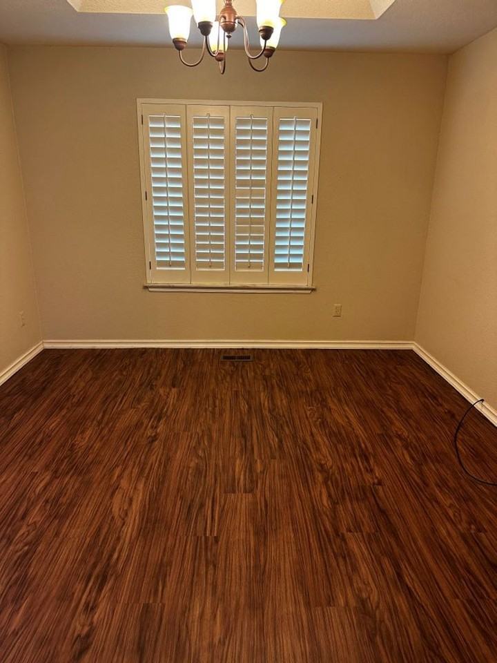 812 Richmond Rd - Photo 6 of 20