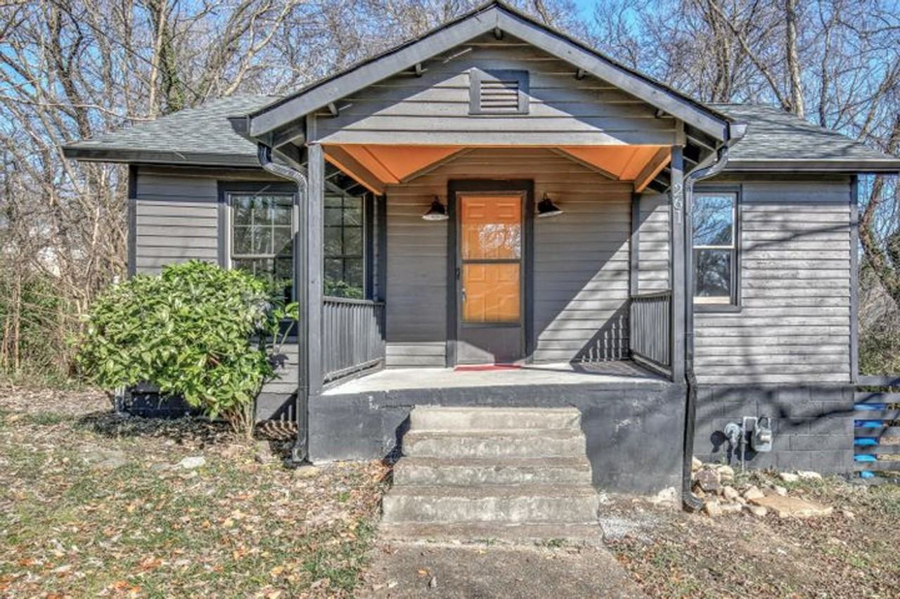 261 Peace St - Photo 2 of 20