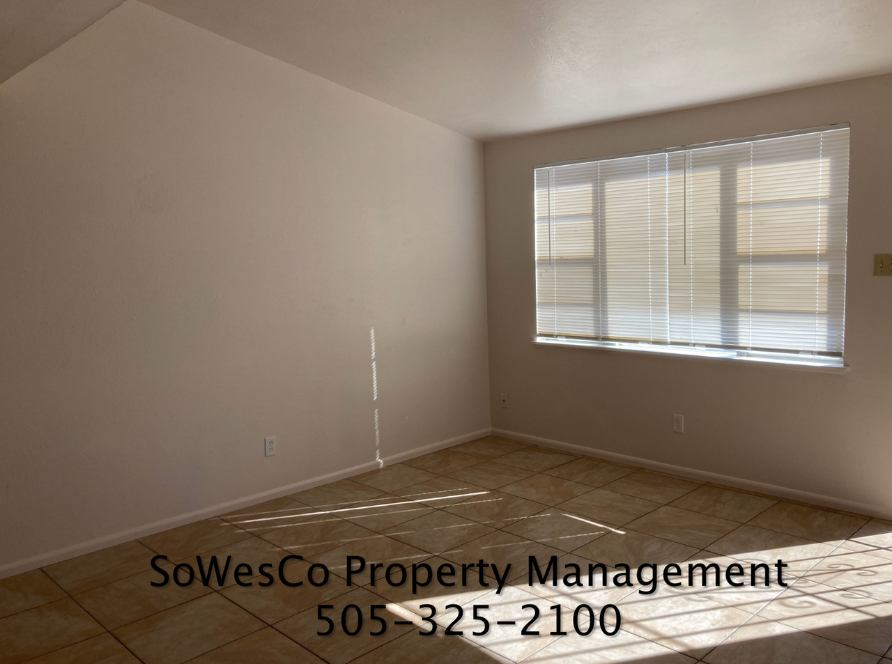 110 W 33rd St - Photo 2 of 11
