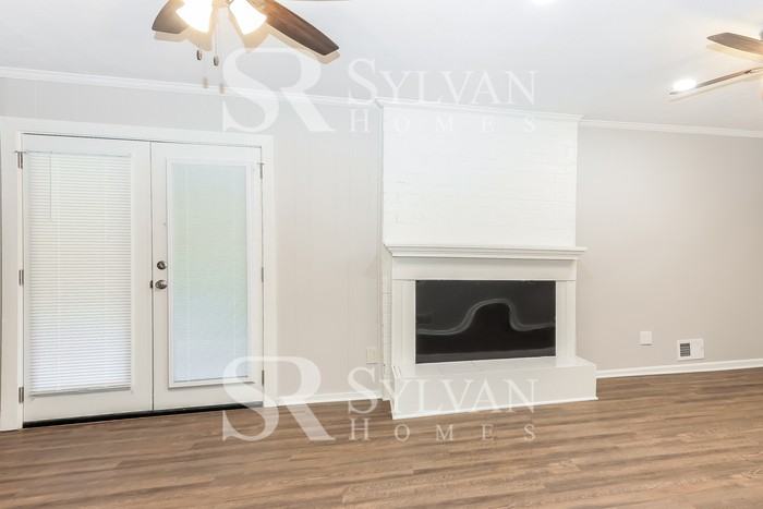 7455 Page Ct - Photo 2 of 15