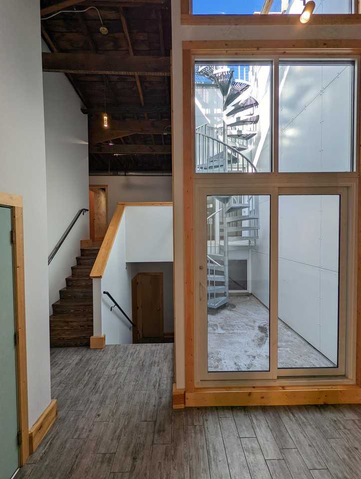 116 E Market St #203 - Photo 7 of 27