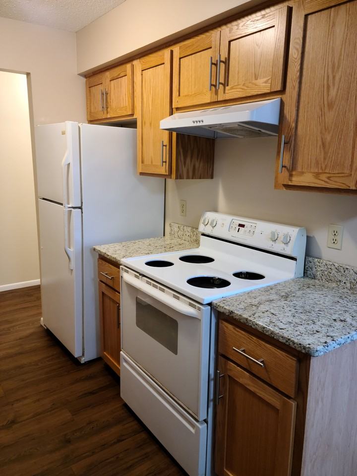 507 Columbus Ave N - Photo 4 of 7