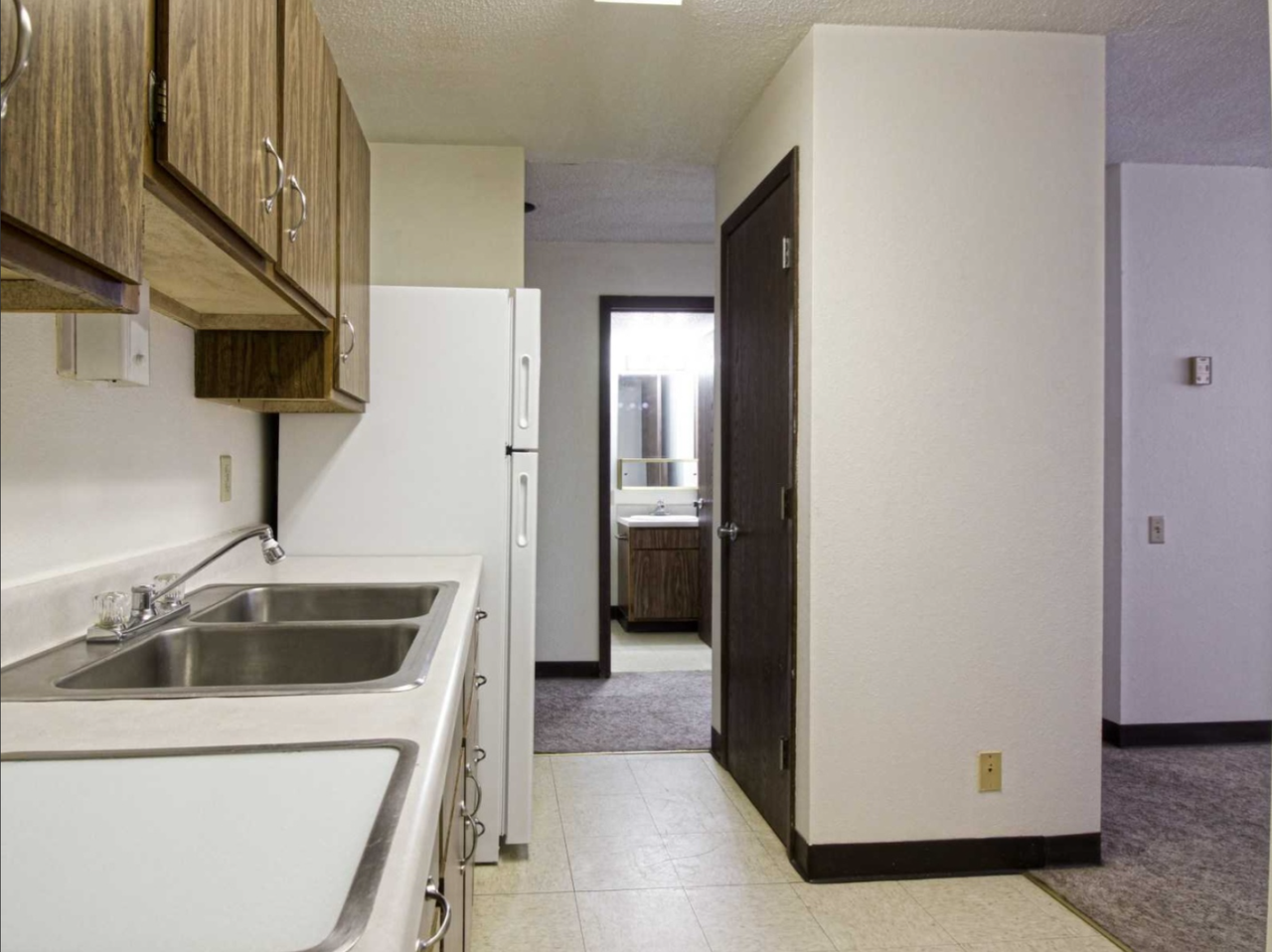 214 S 21st St #101 - Photo 6 of 16