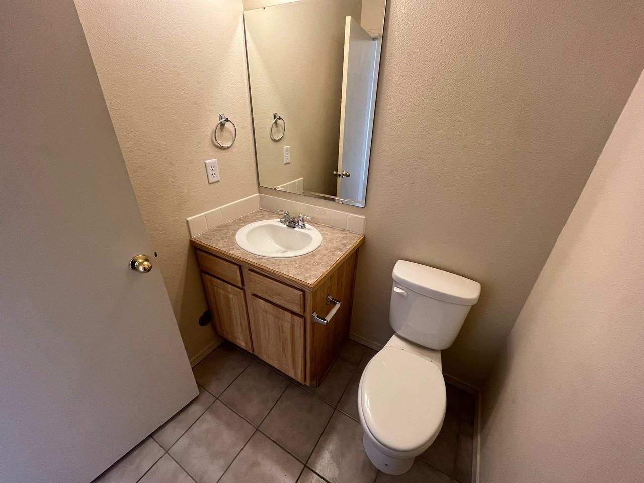 12873 Alicia St #12873A - Photo 4 of 27