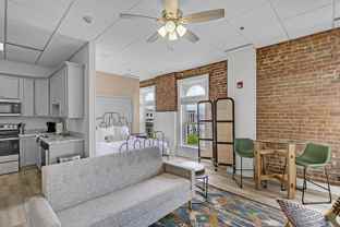 201 E Lafayette St Apt 3e #3E - Photo 1 of 1