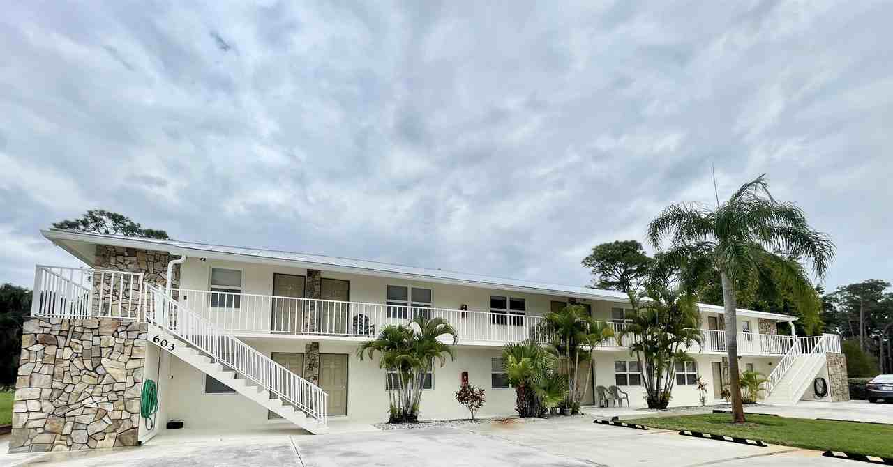 663 Southwest 35th Street #663APT5 - Photo 5 of 10