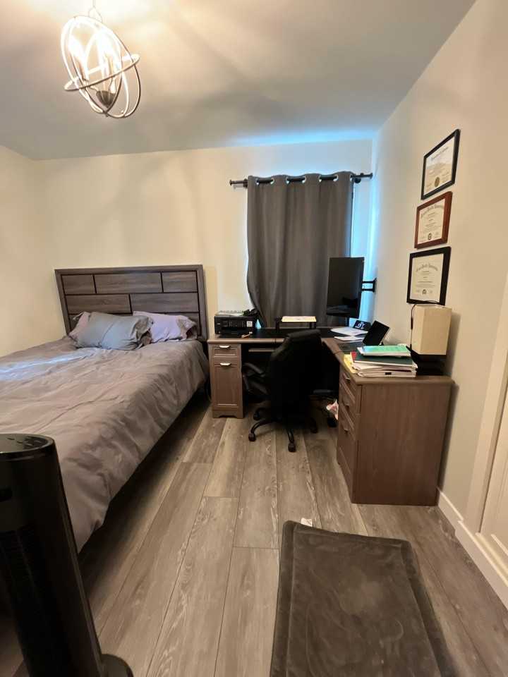 6660 Balcom Avenue - Photo 3 of 12