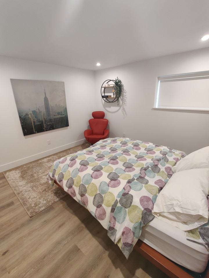 886 Lillooet Street - Photo 2 of 11
