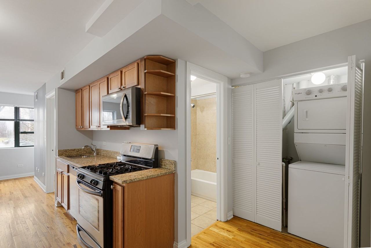 The Marshfield at Howard Street - Photo 4 of 16