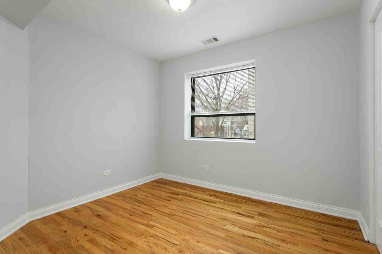 The Marshfield at Howard Street - Photo 7 of 16