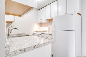 featured image of 409 S Webster Ave