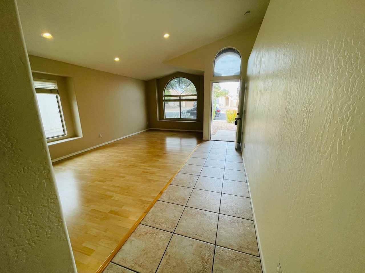 1051 W Todd Dr - Photo 6 of 42