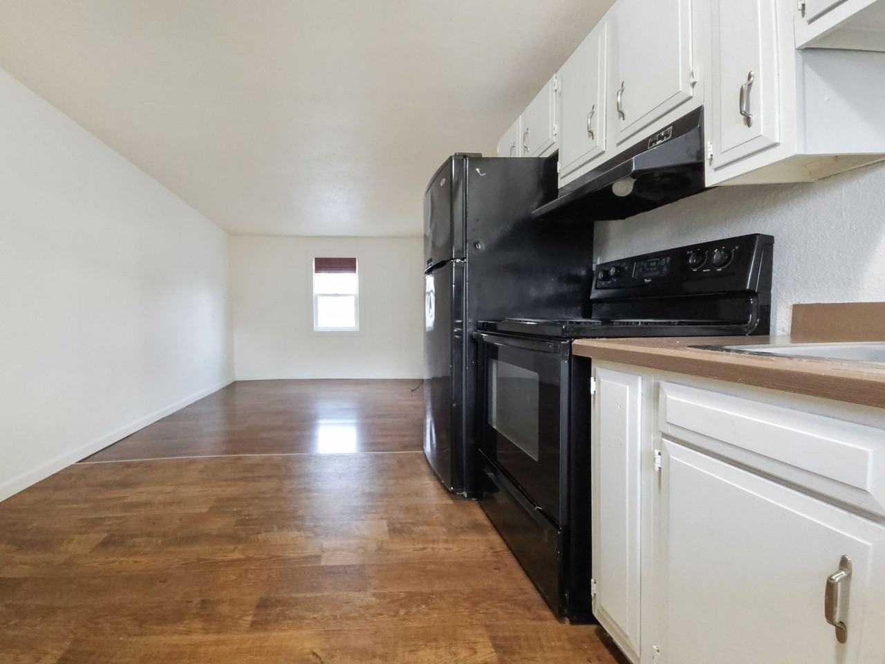 Kent FairHaven - Photo 3 of 6