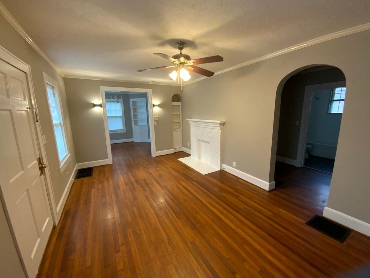 Byram Oaks Properties - Photo 3 of 11