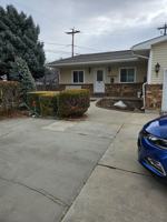 featured image of 837 W 30 S