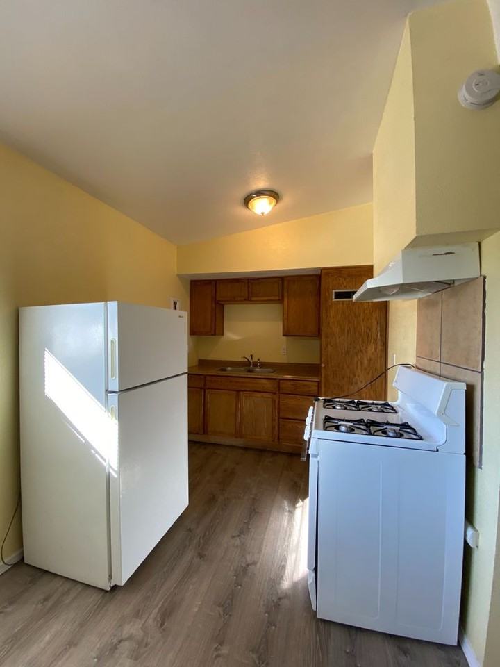 P169 Apartments 260 E Grace St, Barstow, CA 92311 Zumper