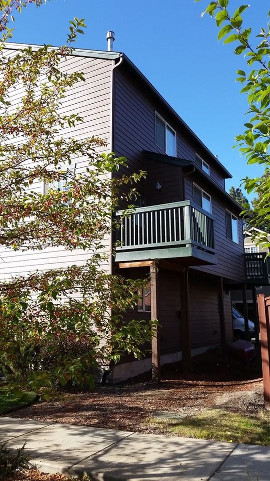 g426 - Photo 2 of 10