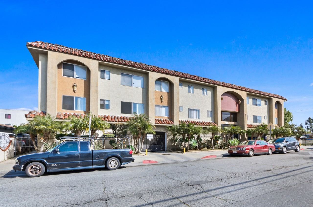 14108DOT - Photo 2 of 25