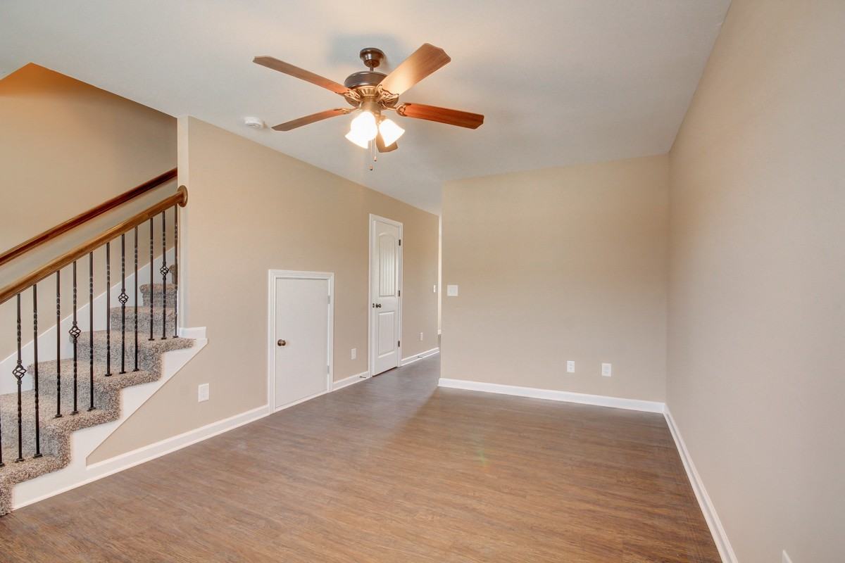 Stunning Luxury Town Homes Boasting Stainless Appliances and Modern Fixtures - Photo 2 of 9