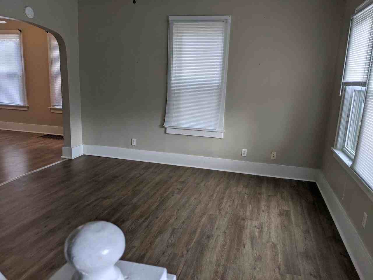 513 16th Ave - Photo 3 of 17