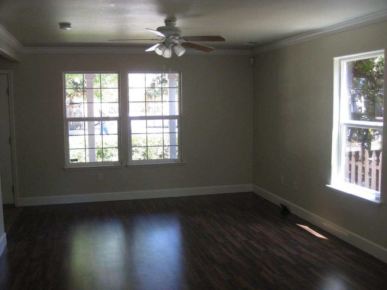 1240 W 3rd St - Photo 2 of 13