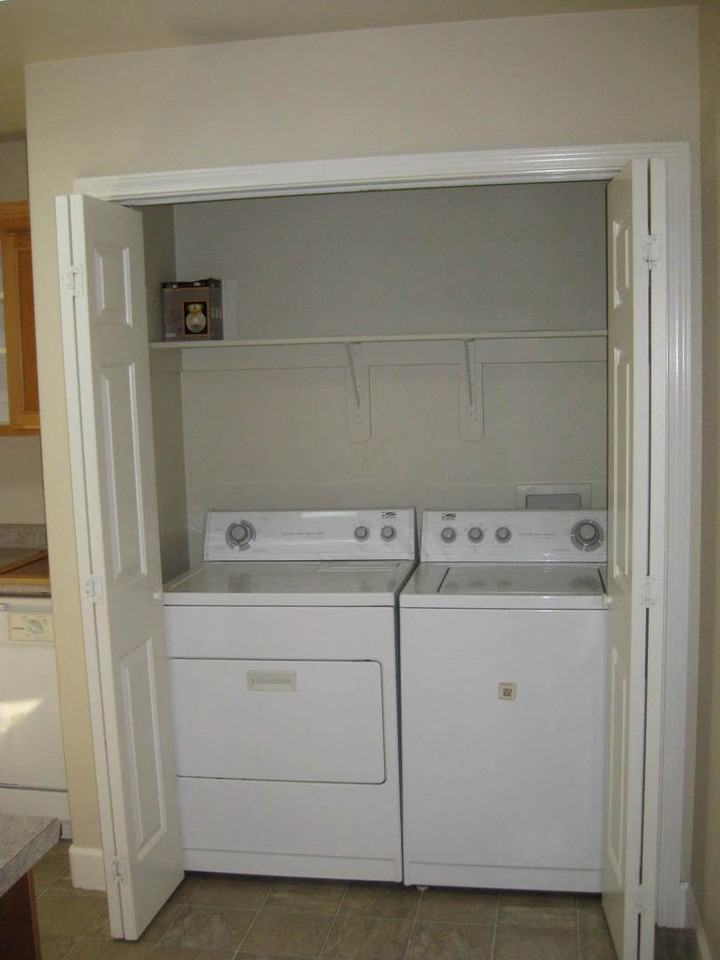 1240 W 3rd St - Photo 5 of 13