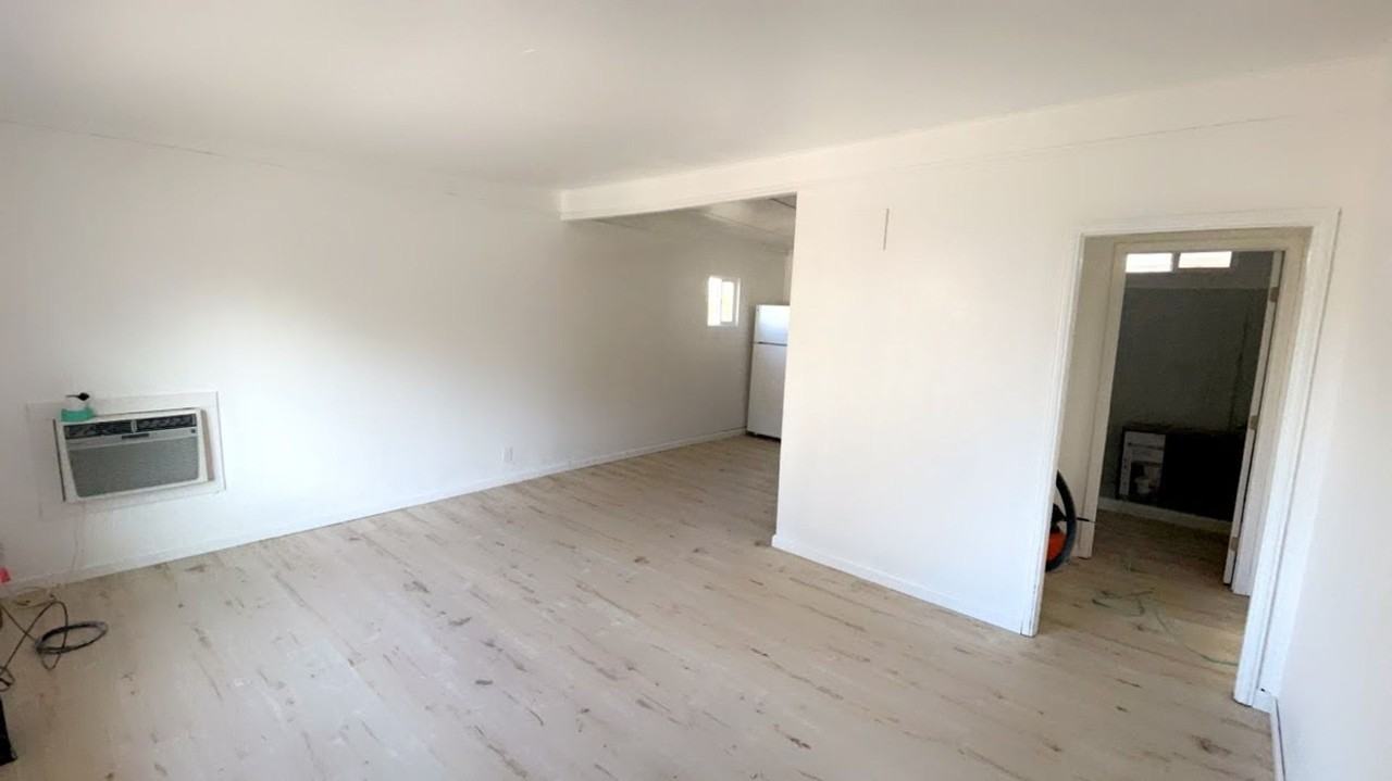 2078 Ithaca - Photo 3 of 11