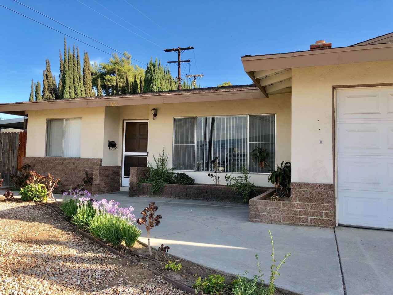 24663 Barton Rd - Photo 3 of 29