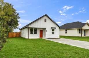 featured image of 309 West Martin Luther King Jr Drive