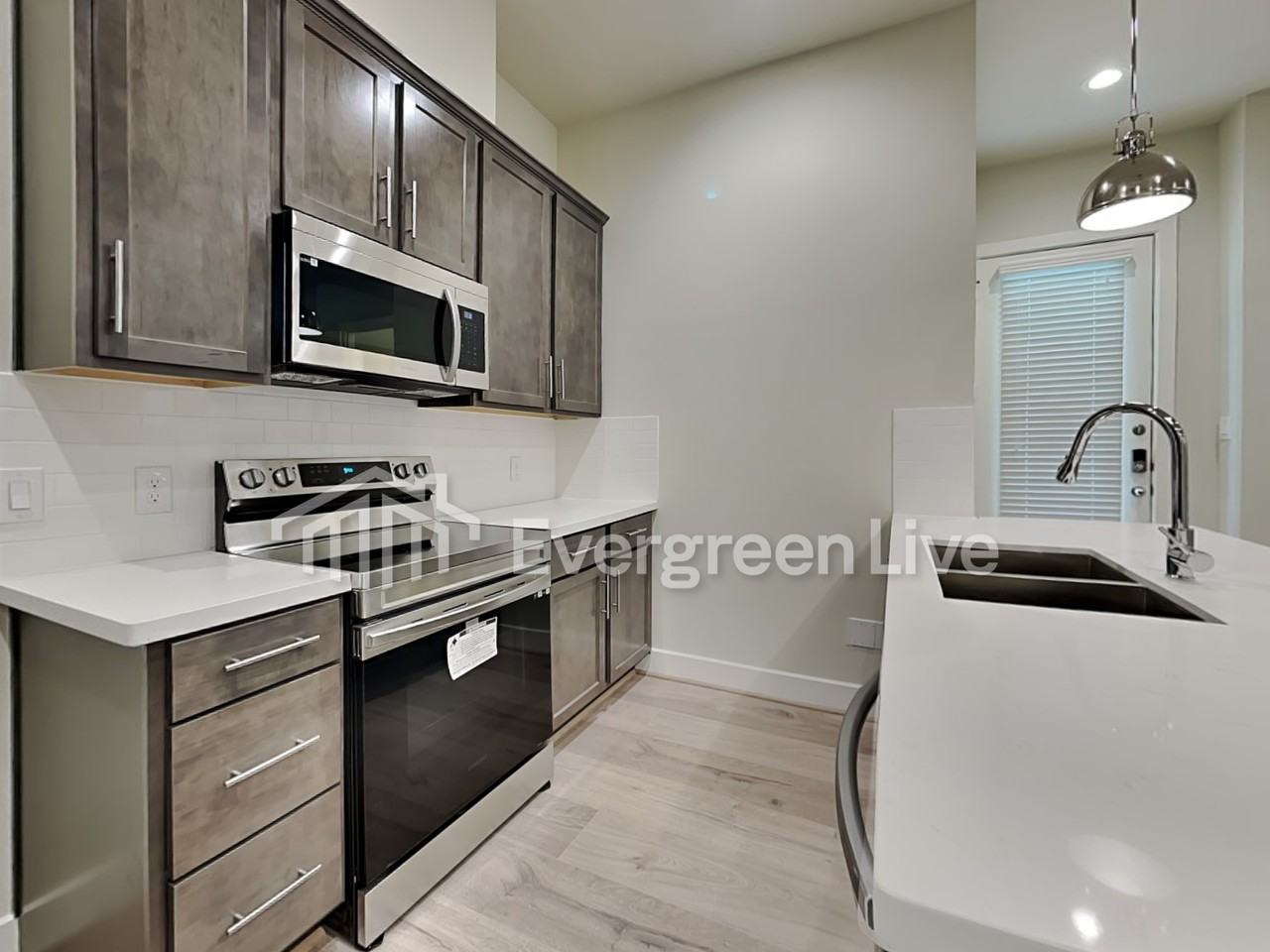 5730 Quinn Landing Ln - Photo 2 of 14