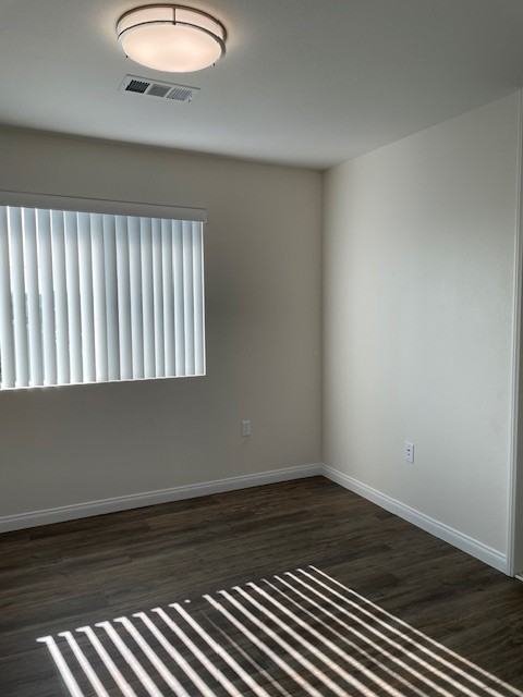 51 Oaklawn Ave #2 - Photo 7 of 12