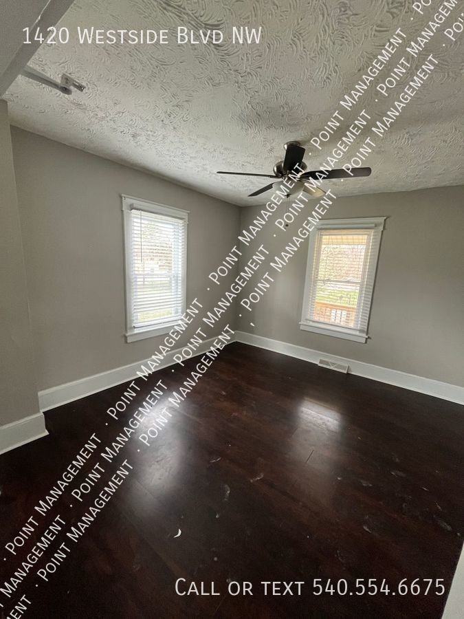 1420 Westside Blvd Nw - Photo 3 of 11