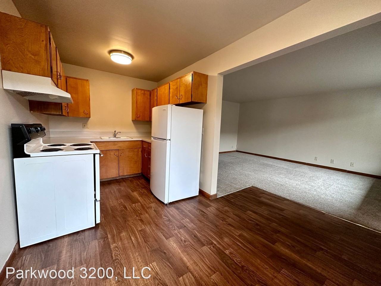 Welcome to Parkwood Apartments! - Photo 3 of 27
