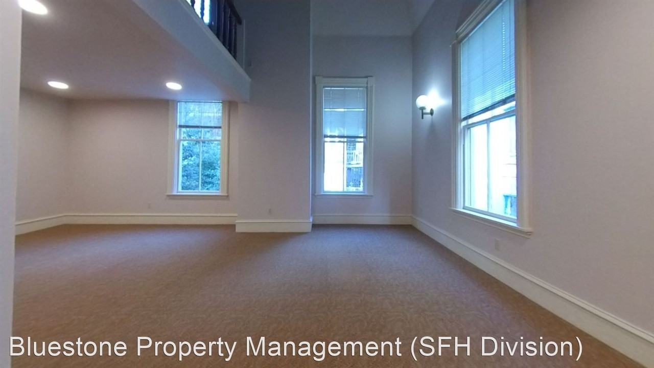 Kamm House - Photo 2 of 10