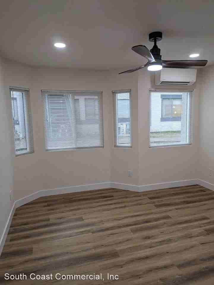 3432-3434 Florence Street - Photo 2 of 4