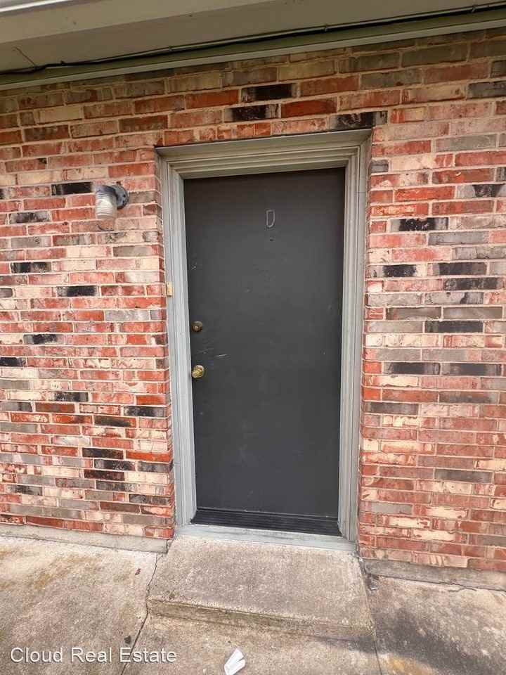 1303 Wales - Photo 2 of 15