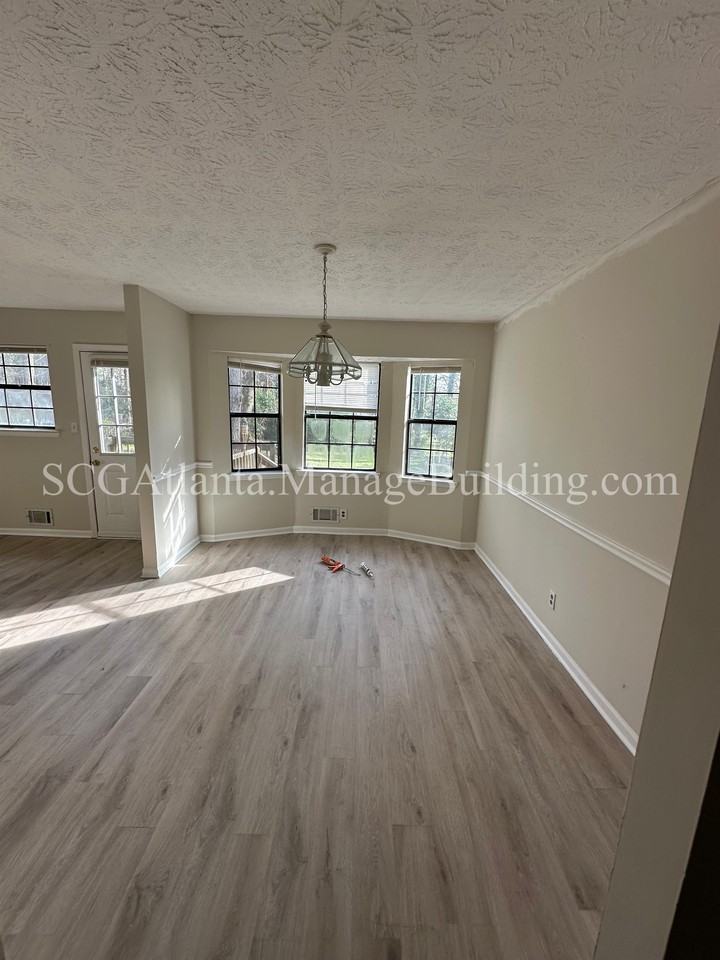 109 Park Pl #1 - Photo 4 of 14