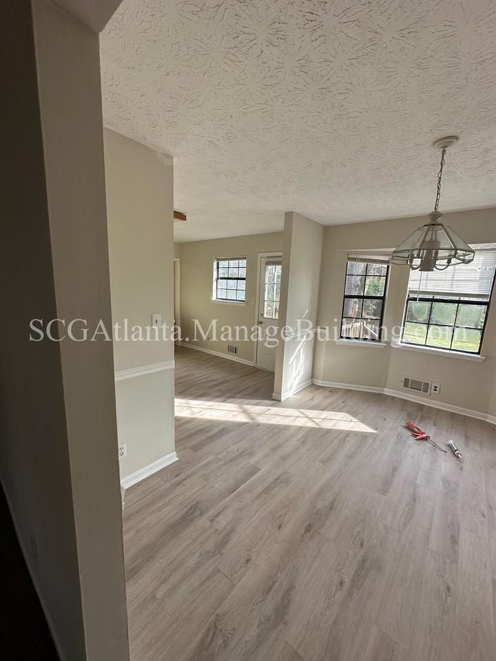 109 Park Pl #1 - Photo 5 of 14