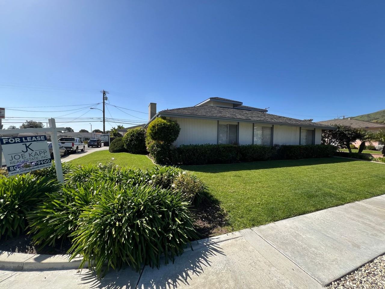 2943 Lexington Dr - Photo 2 of 16