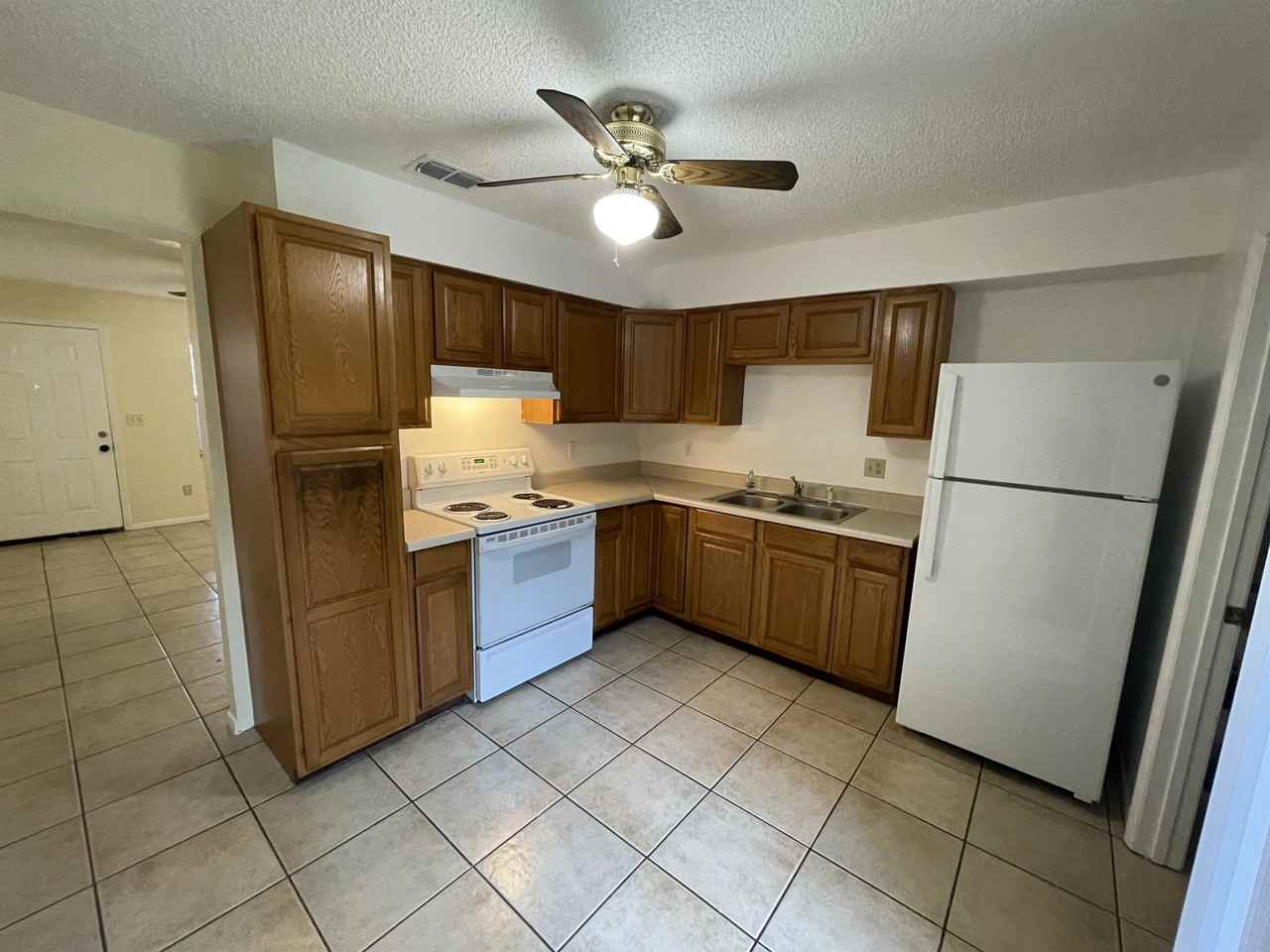 931 Beau Ct #931 - Photo 4 of 23