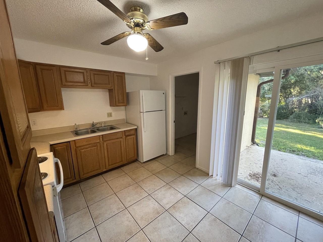 931 Beau Ct #931 - Photo 7 of 23