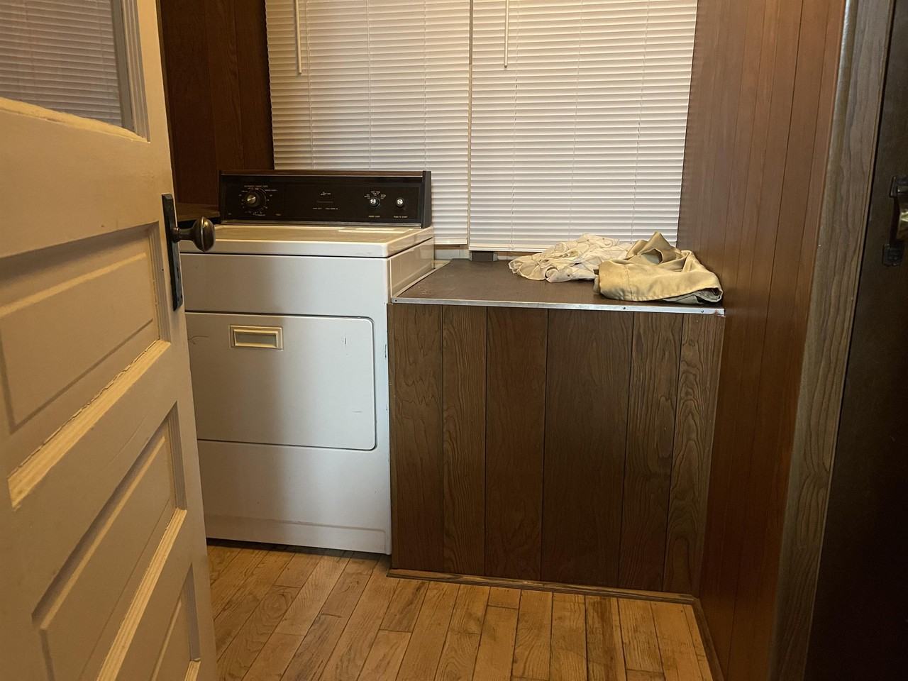 406 Chestnut St #1 - Photo 5 of 14
