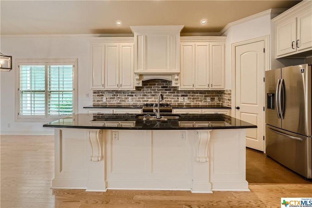 610 Springs Nursery - Photo 3 of 10