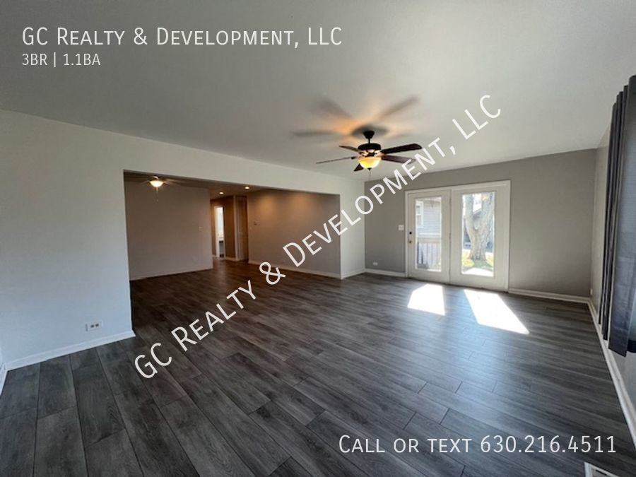7664 Willow Ave - Photo 3 of 24