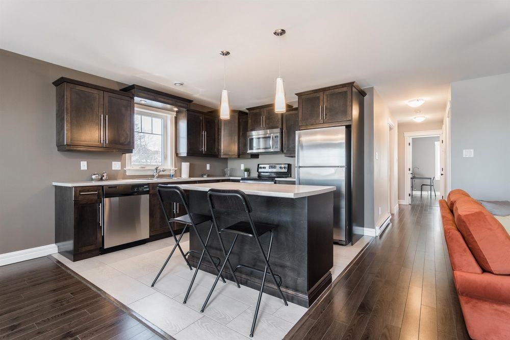 262 Hillsborough Rd - Photo 2 of 20