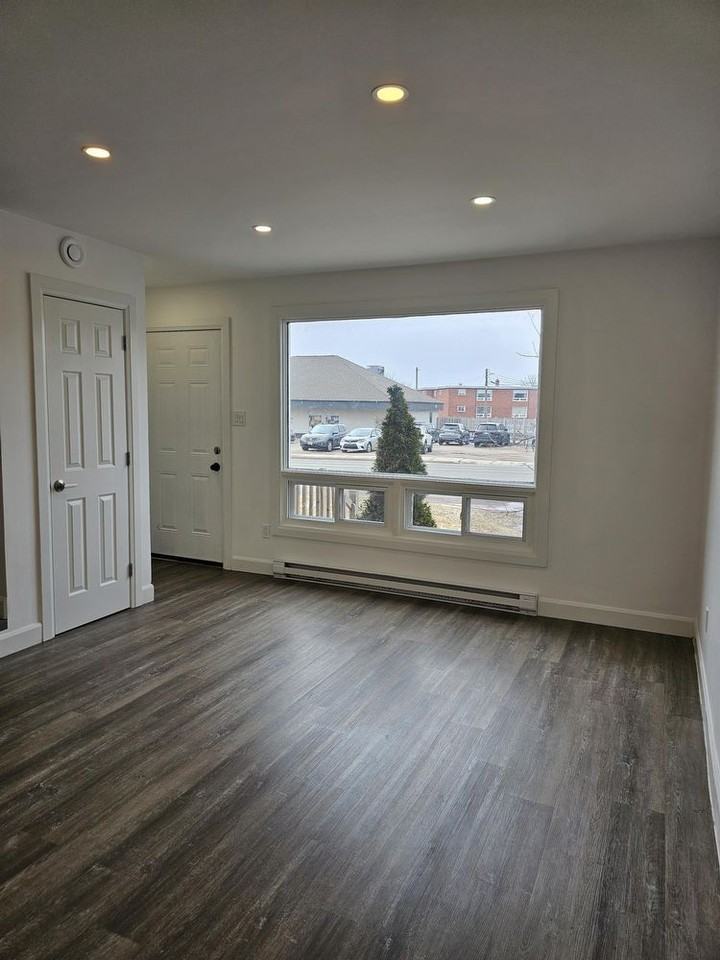 391 Elmwood Dr, Moncton, NB E1A 1X8 3 Bedroom House for 1,900/month