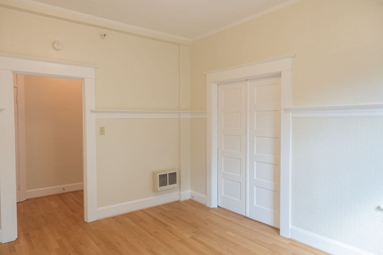 ST. FRANCIS APARTMENTS (SCHP02) - Photo 7 of 50