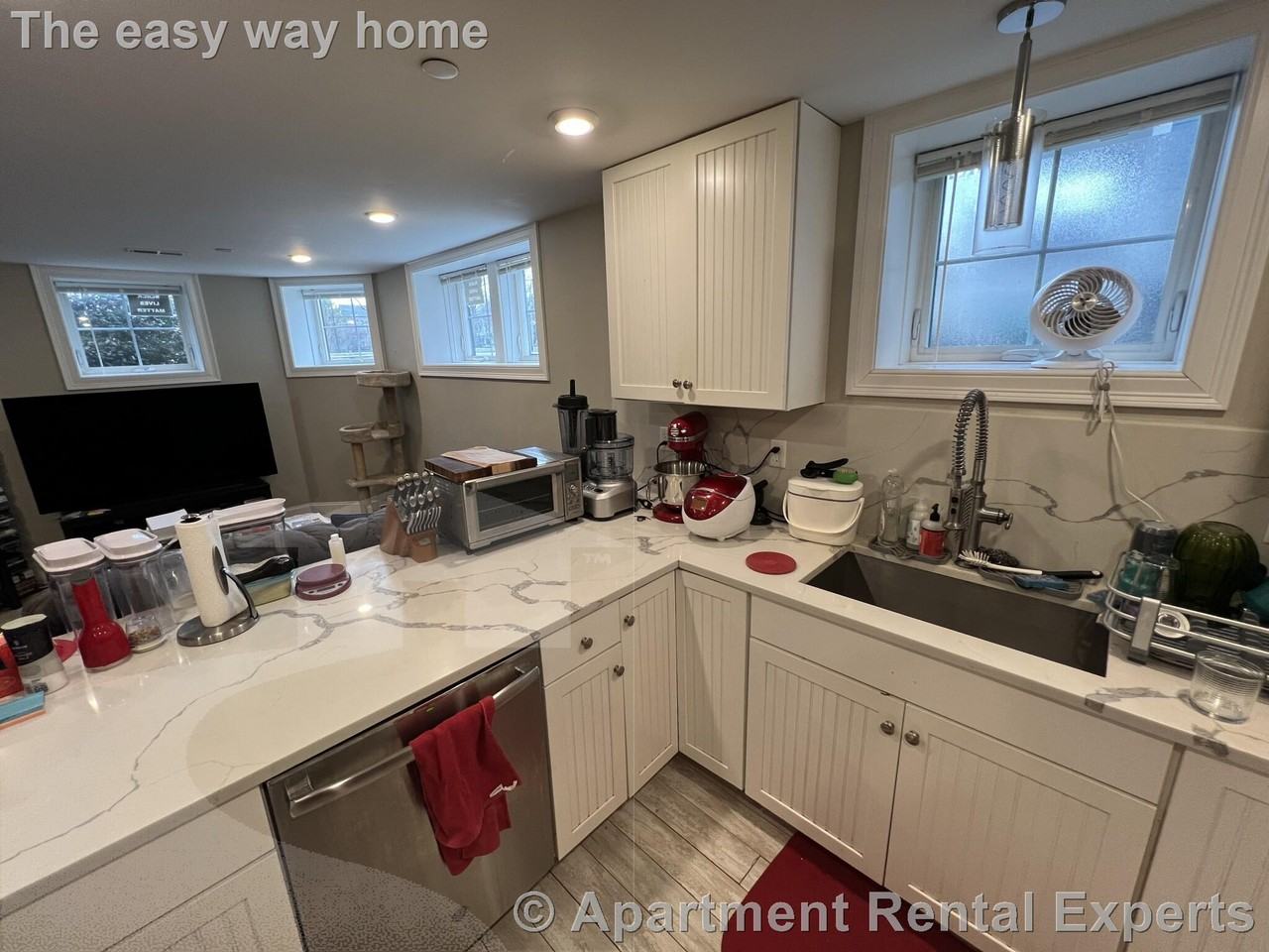 116 Holland St #1A - Photo 2 of 18