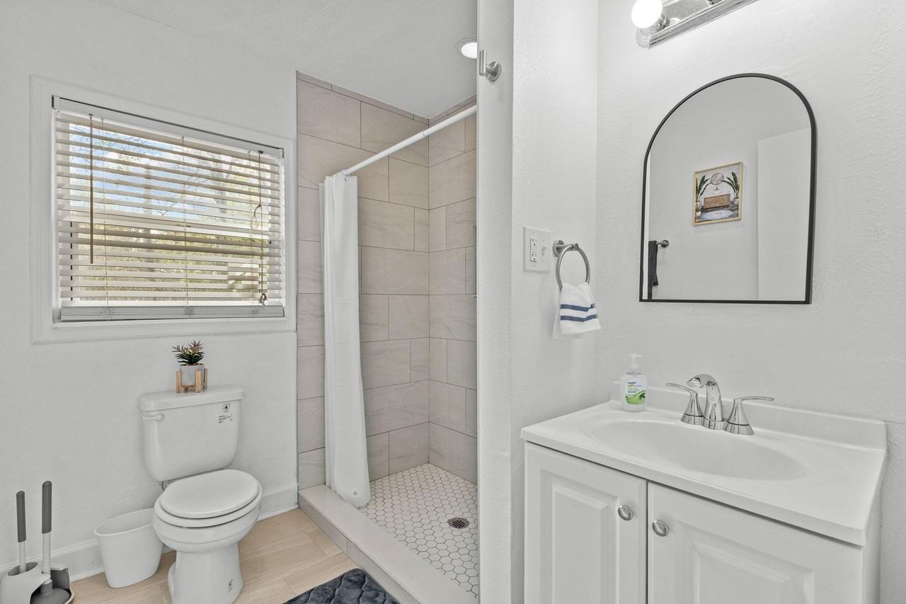 Peacefield Dr - Photo 3 of 11