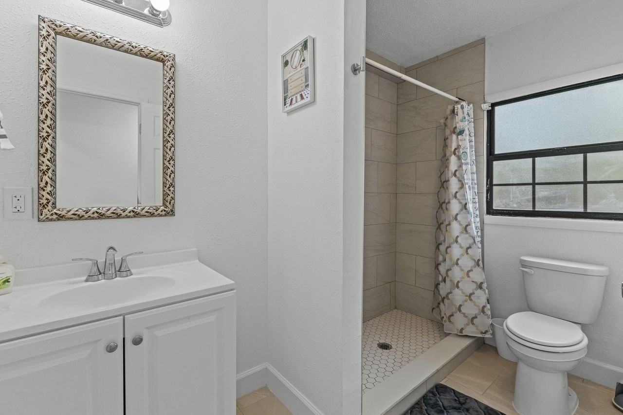 Peacefield Dr - Photo 5 of 11